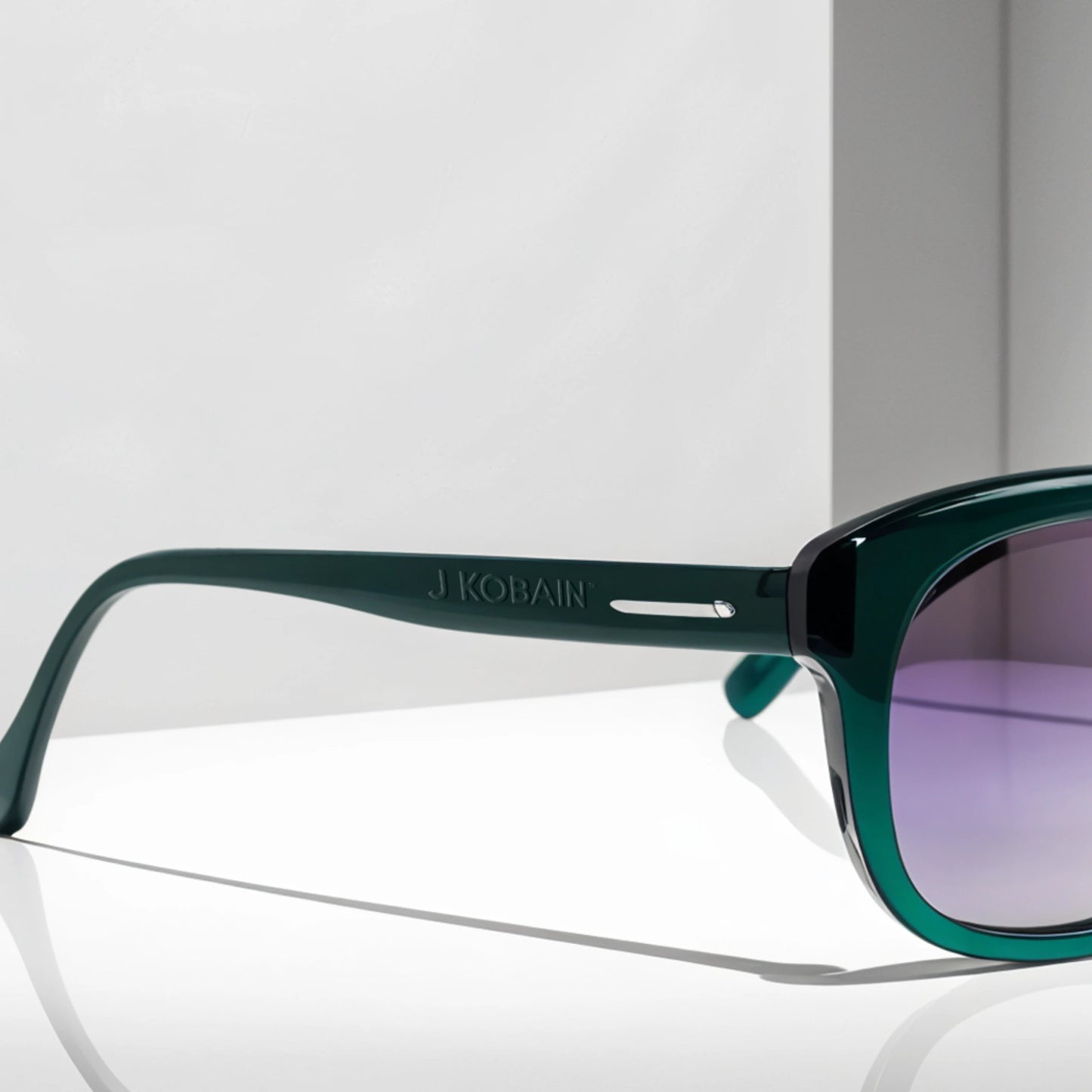 JKobain Crystal Vision Sunglasses - Effortless Cool