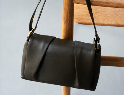 Chic Simone Leather Crossbody Bag